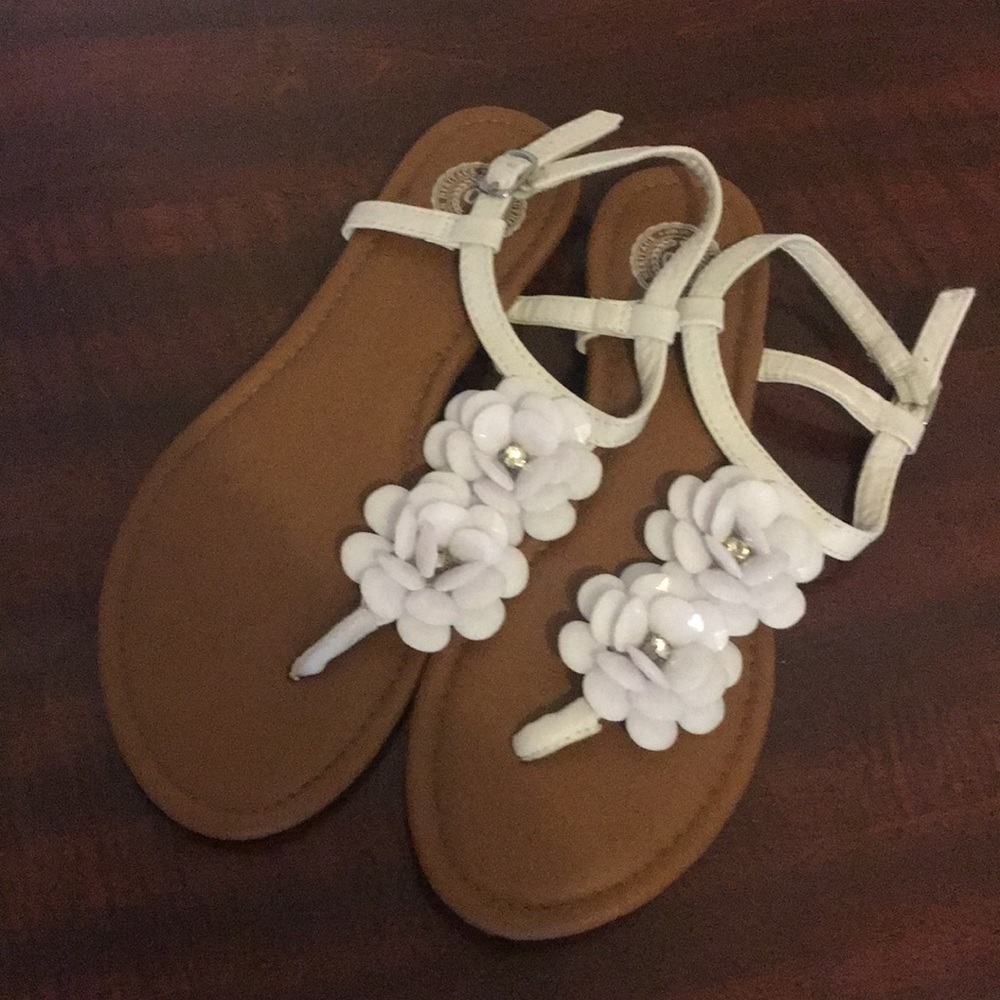 Flower sandals
